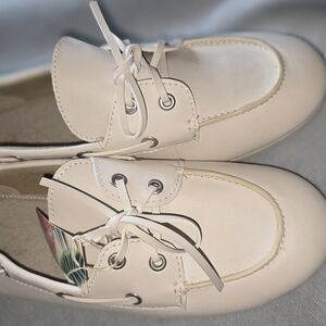 Tommy Bahama Seafairer Cream Loafers